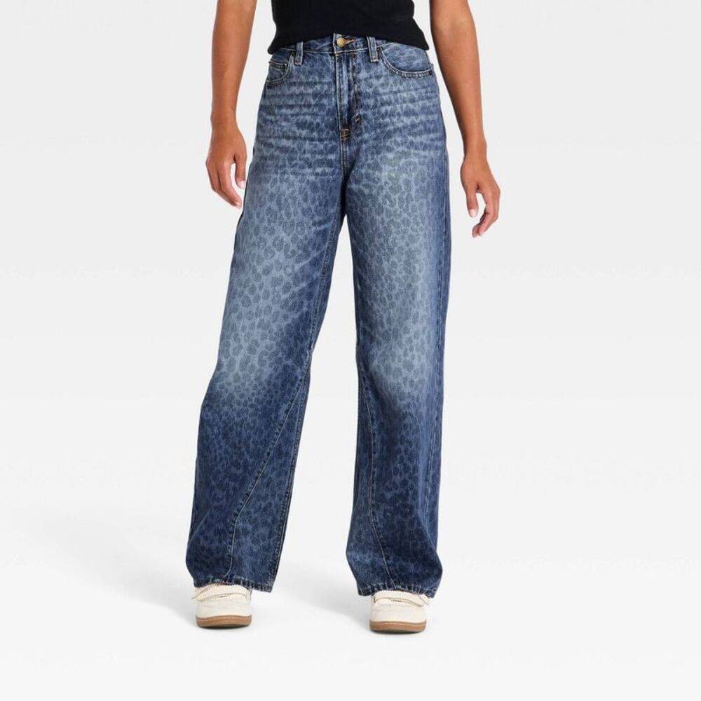 Women's Mid-Rise Loose Jeans - Universal Thread Indigo 12